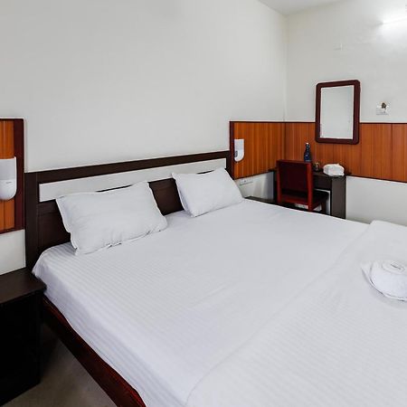 Kochi Paulson Park Hotel מראה חיצוני תמונה