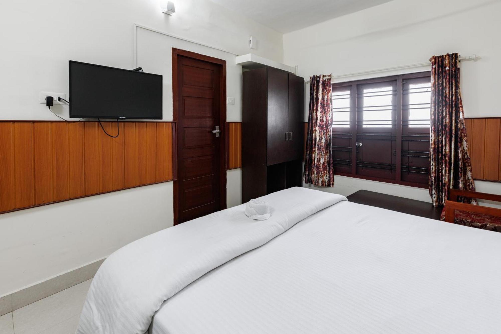 Kochi Paulson Park Hotel מראה חיצוני תמונה